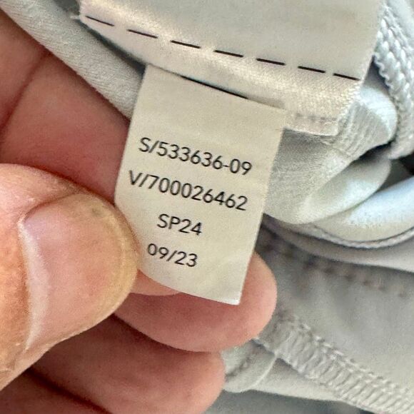 Athleta Endless High Rise Light Gray Pants. Size 12P. - Picture 9 of 10